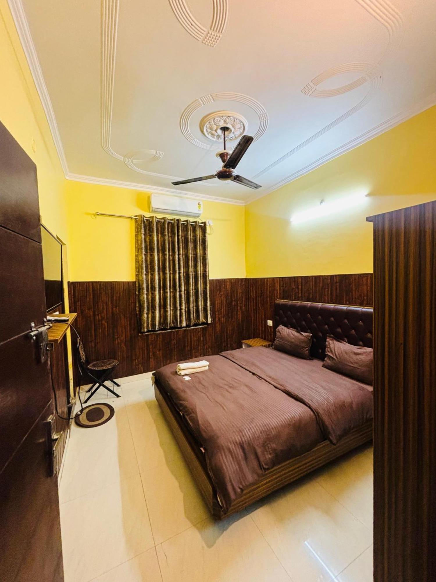 Hotel Manohar Rishīkesh Exterior foto